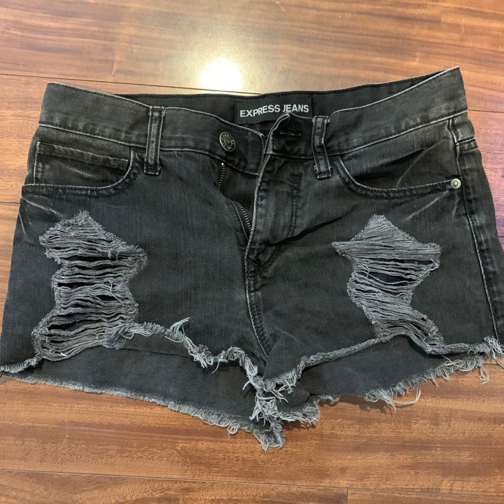 Black distressed jean shorts